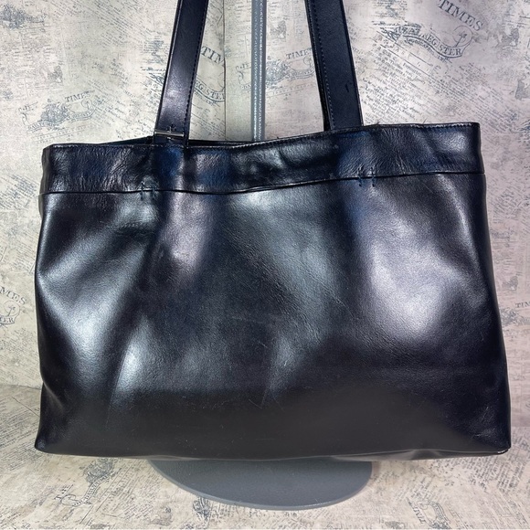 Mandarina Duck Black Leather Tote/Shoulder bag - Picture 4 of 16